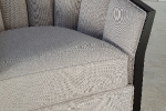 538-p-armchair-karen-dettaglio-06 - דיזיין .G.D – גלרי דענתיק http://www.gallerydeantique.com/ רח' משכית 8 - קומה 0 . הרצליה פיתוח. טל - 09-9507786 רצוי תאום מראש  